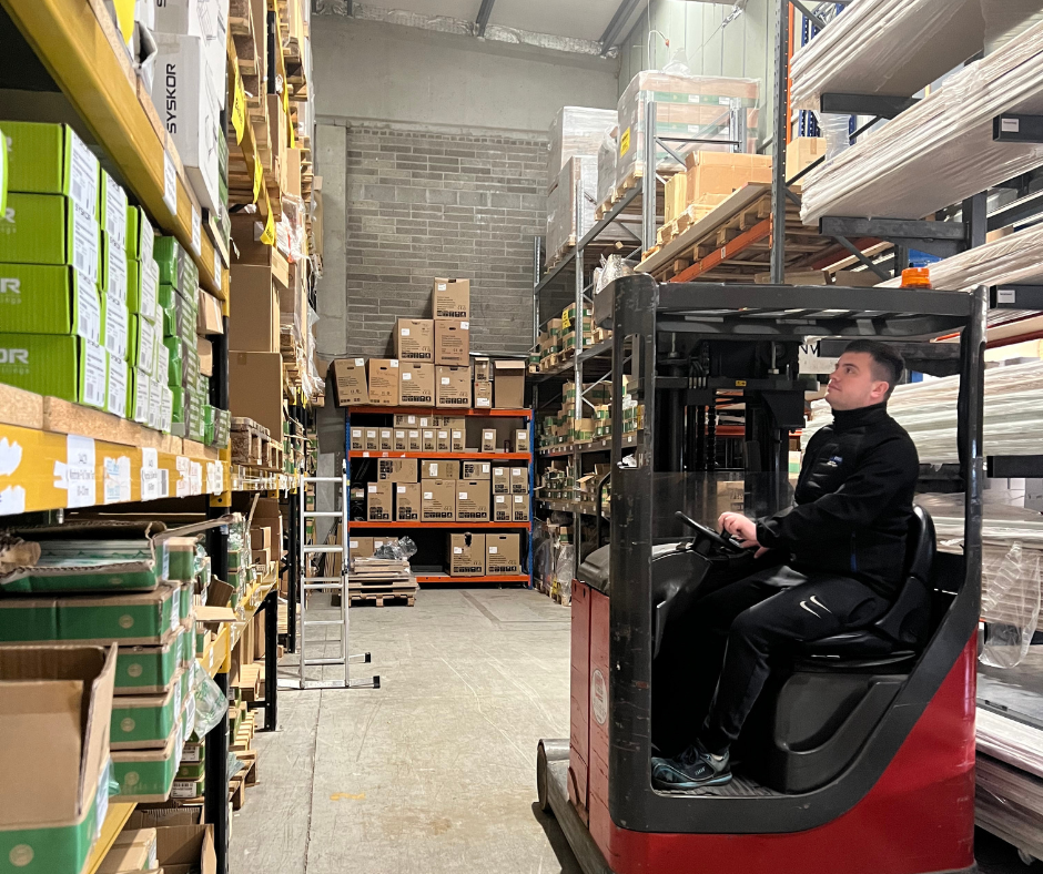 Img_warehouse